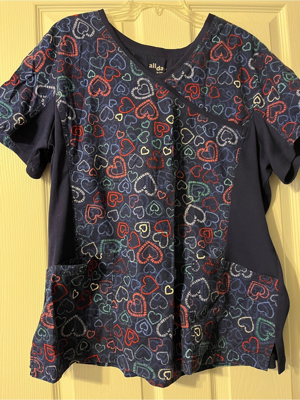 Unisex women’s or men’s scrub tops (3) 2XL